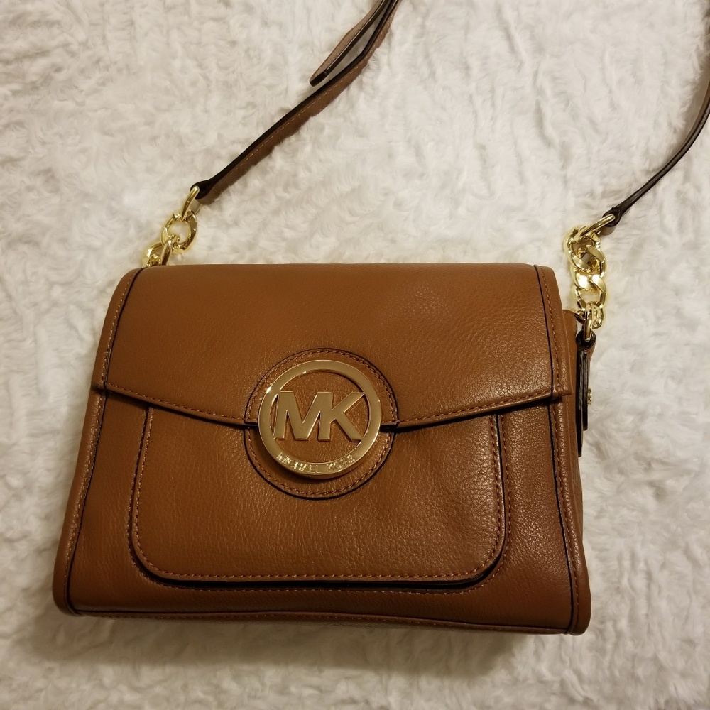 SOLD!!! Michael Kors  crossbody bag